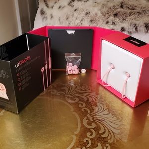 Nicki Minaj Pink URBEATS